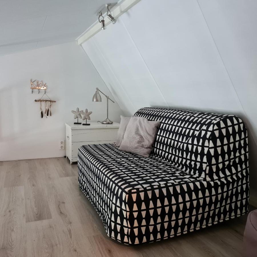 Wellness Chalet Met Jacuzzi, Sauna, Omheinde Tuin, Sint Annaland Εξωτερικό φωτογραφία
